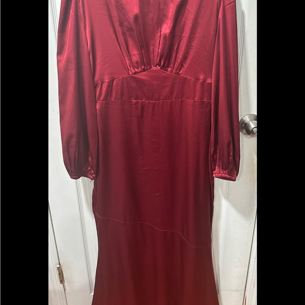 Demure Hijabs Ameera Satin Dress in Burgundy